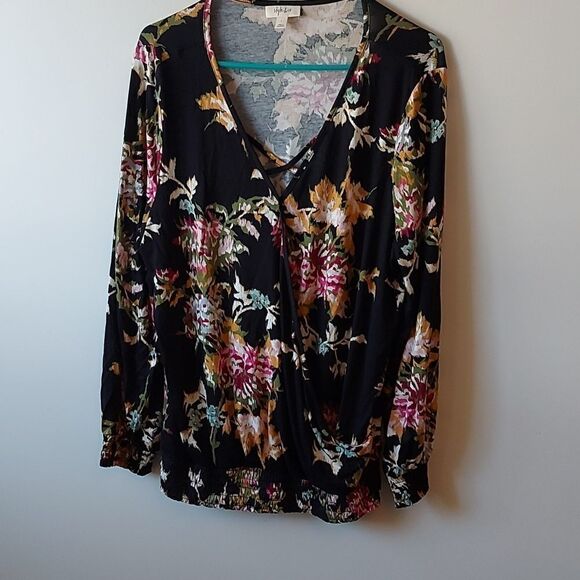 Style & Co. Tops - STYLE& Co Long Sleeve Top Size Large